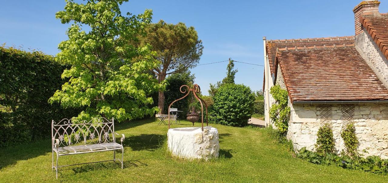 La Ferme Blanche Bed and Breakfast Cussay Esterno foto