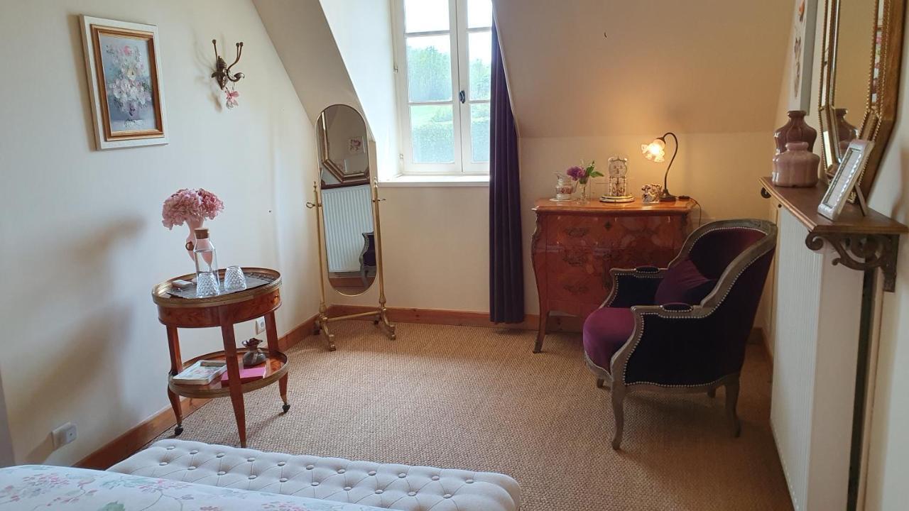 La Ferme Blanche Bed and Breakfast Cussay Esterno foto